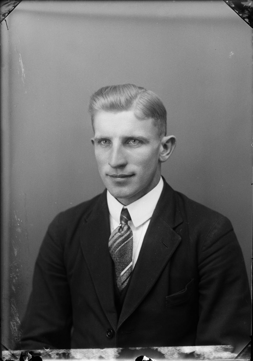 Skötsner-Edhlund, Sven Söderström från Tvärnö, Harg socken, Uppland