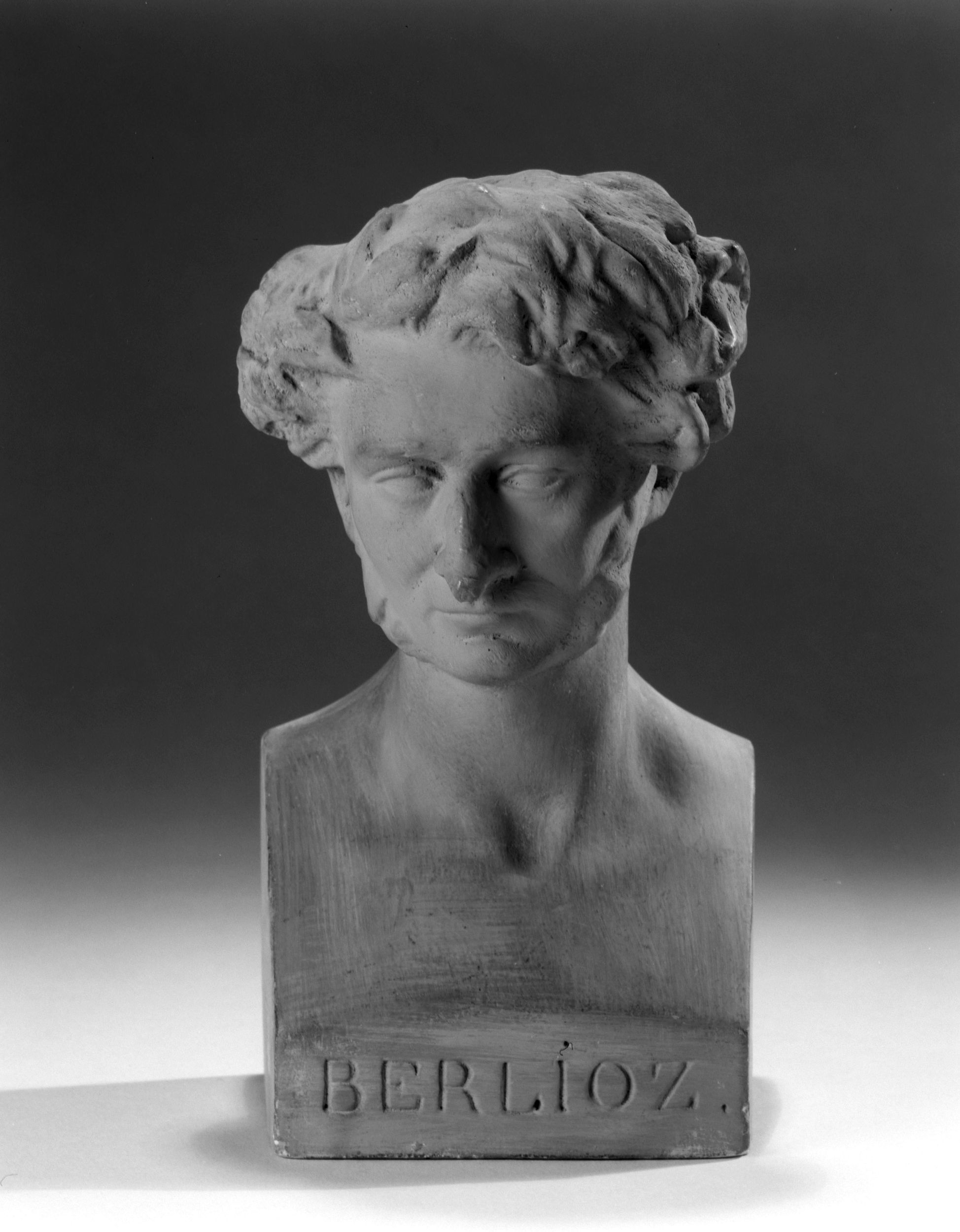 Jean Pierre Dantan, Portrait sérieux de Louis-Hector Berlioz (1803-1869), compositeur.