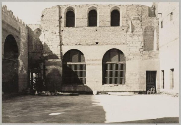 K.A.C. Creswell, Northwest side of courtyard at the funerary complex of Mamluk Sultan al-Mansur Qalawun, Cairo