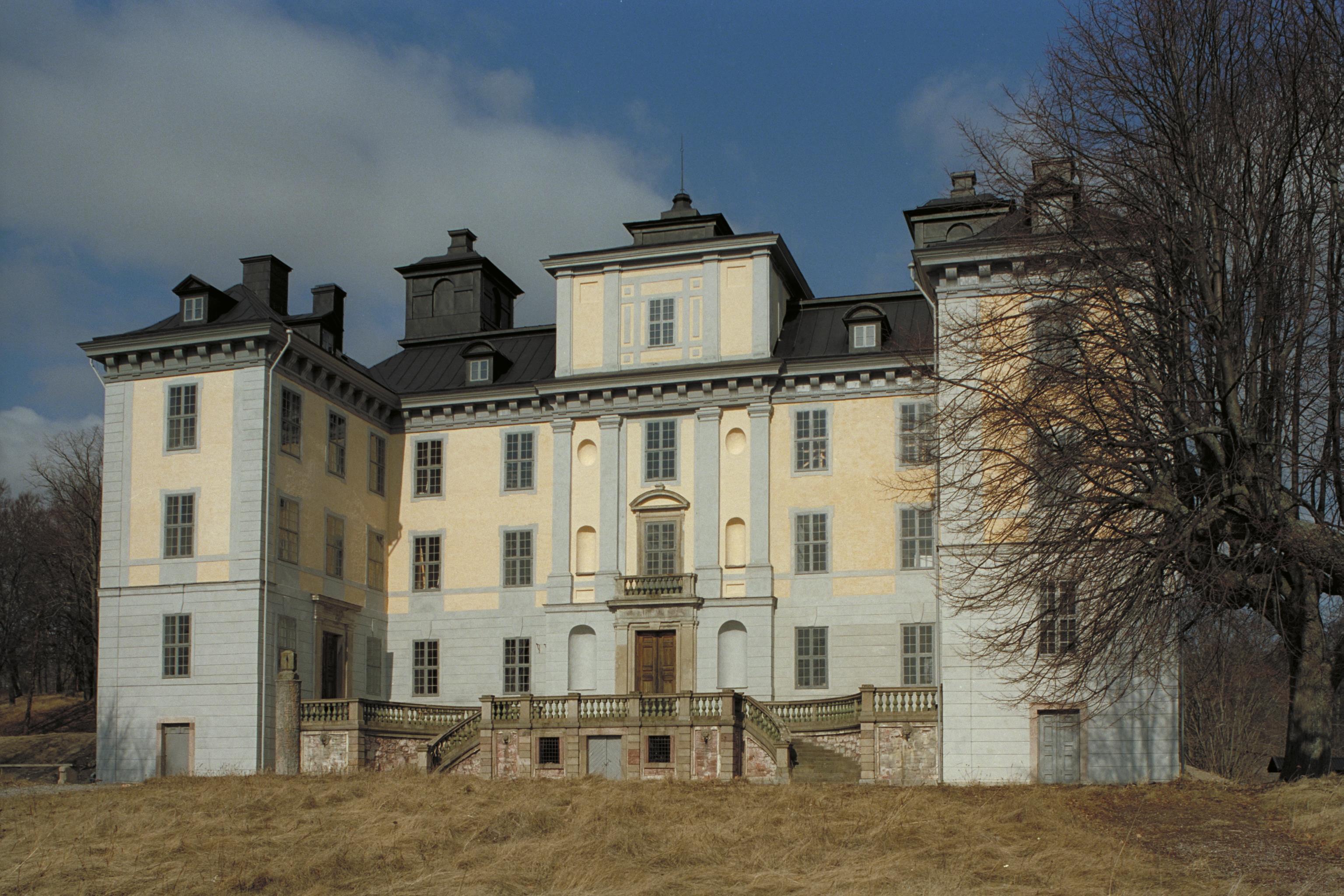 Bengt A Lundberg, Mälsåkers slott