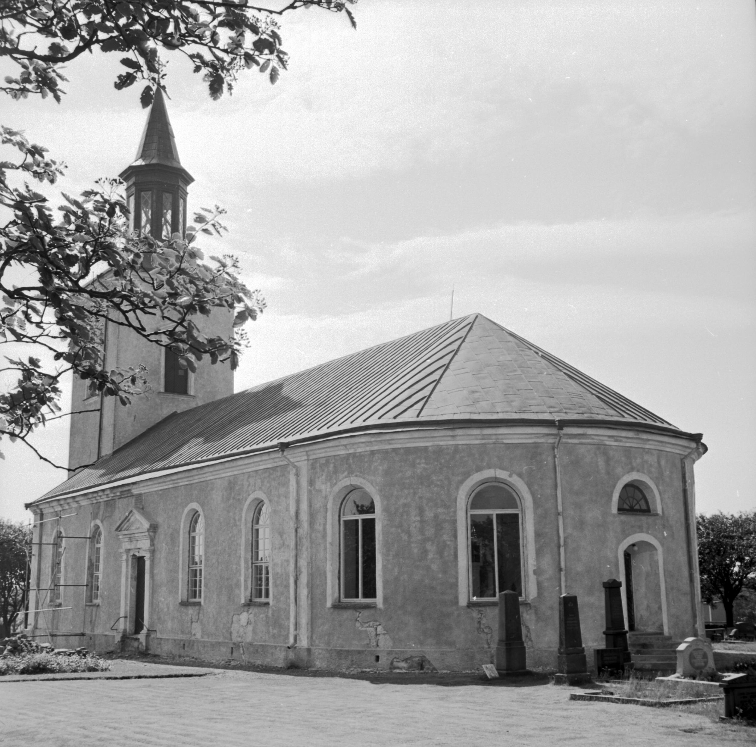 Reine Axel Unnerbäck, Träslövs kyrka