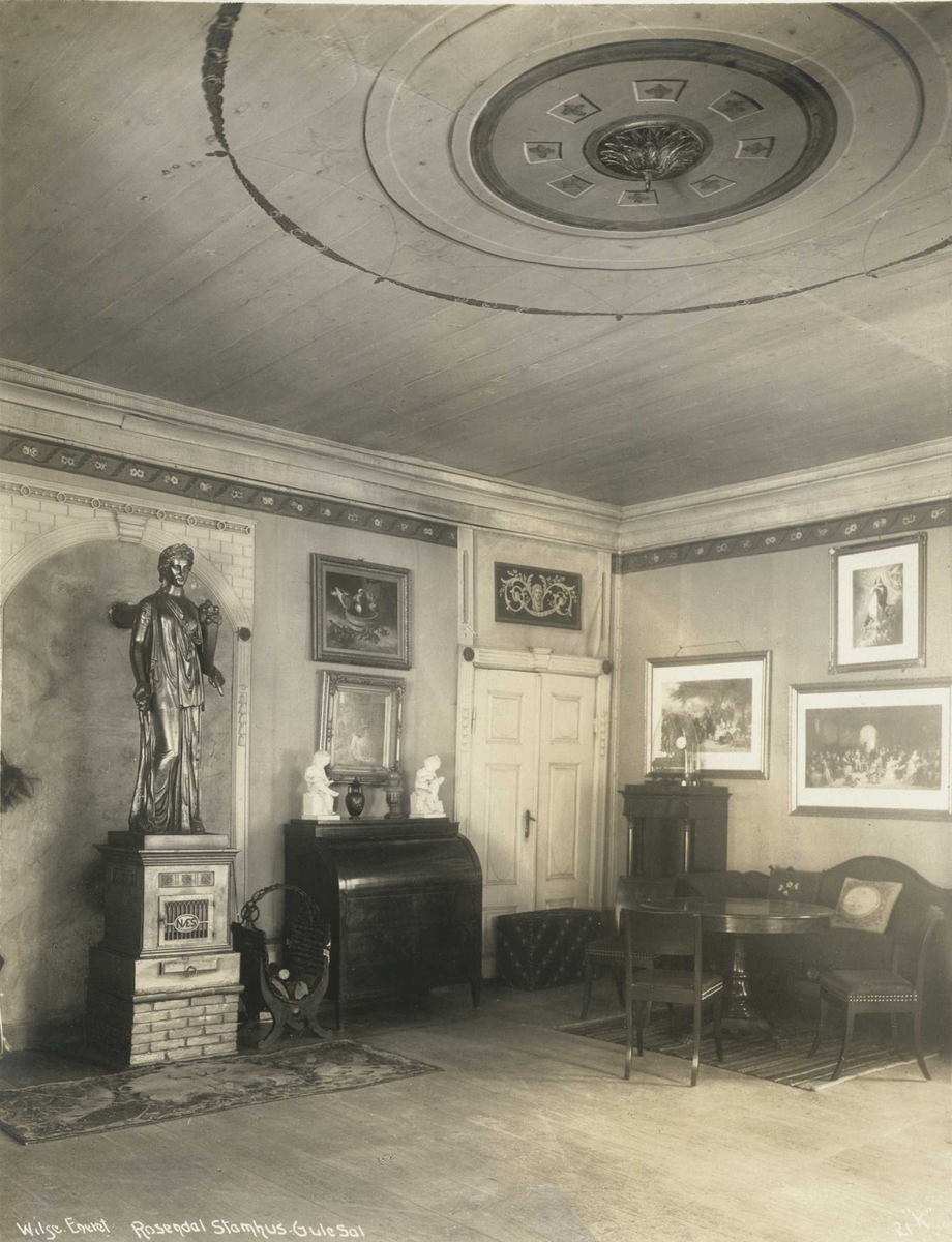 Anders Beer Wilse, Interiør fra "Den gule Sal", Baroniet Rosendal, Kvinnherad, Hordaland. Fotografert 1912.