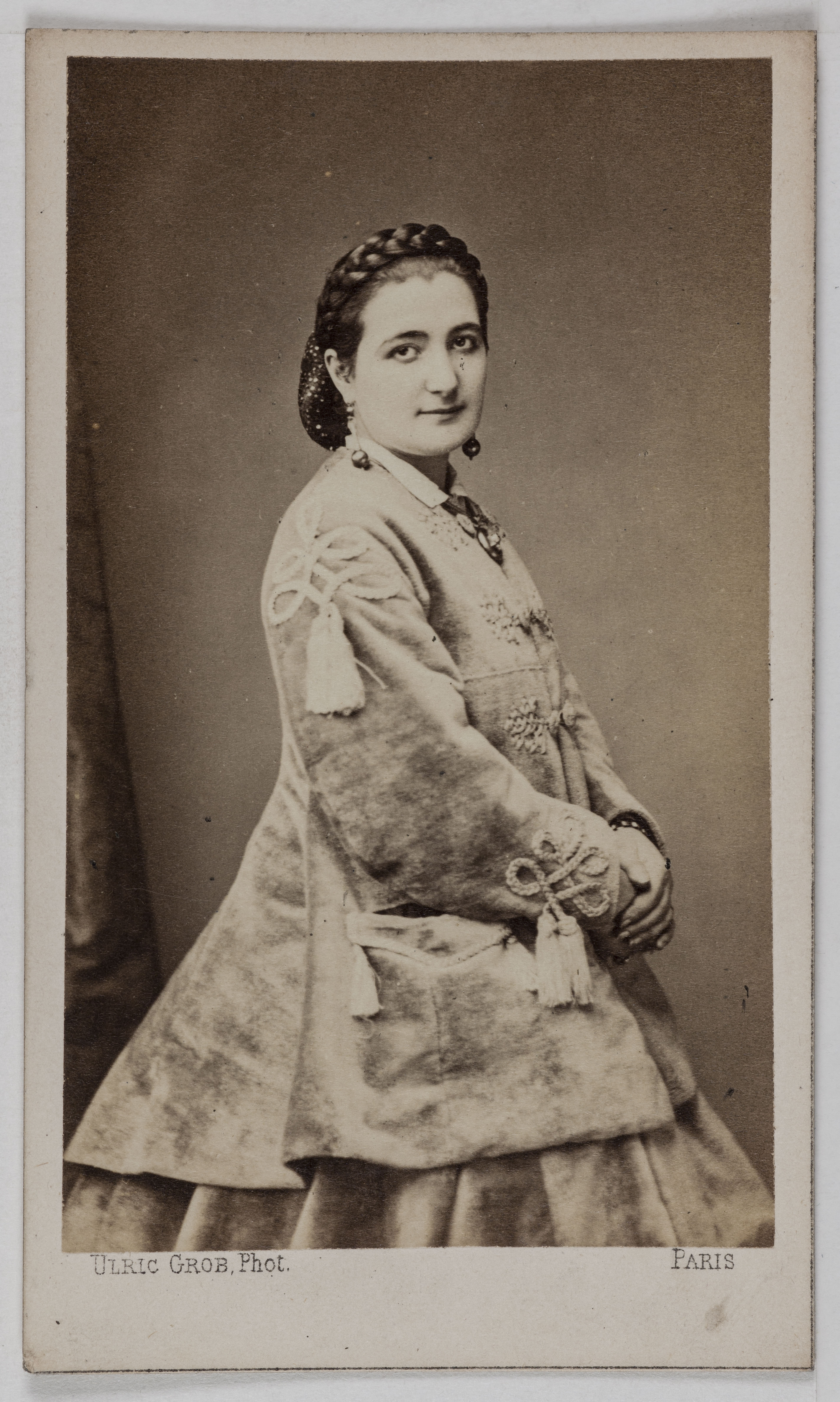 Ulric Grob, Portrait de Loye Hélène, (actrice)