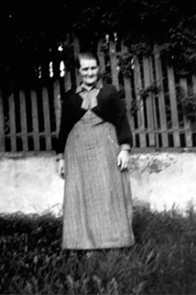 Anno Domkirkeodden, Ingeborg Andersen, portrett, Håkonsgate 44, Kompanigården, Hamar. I