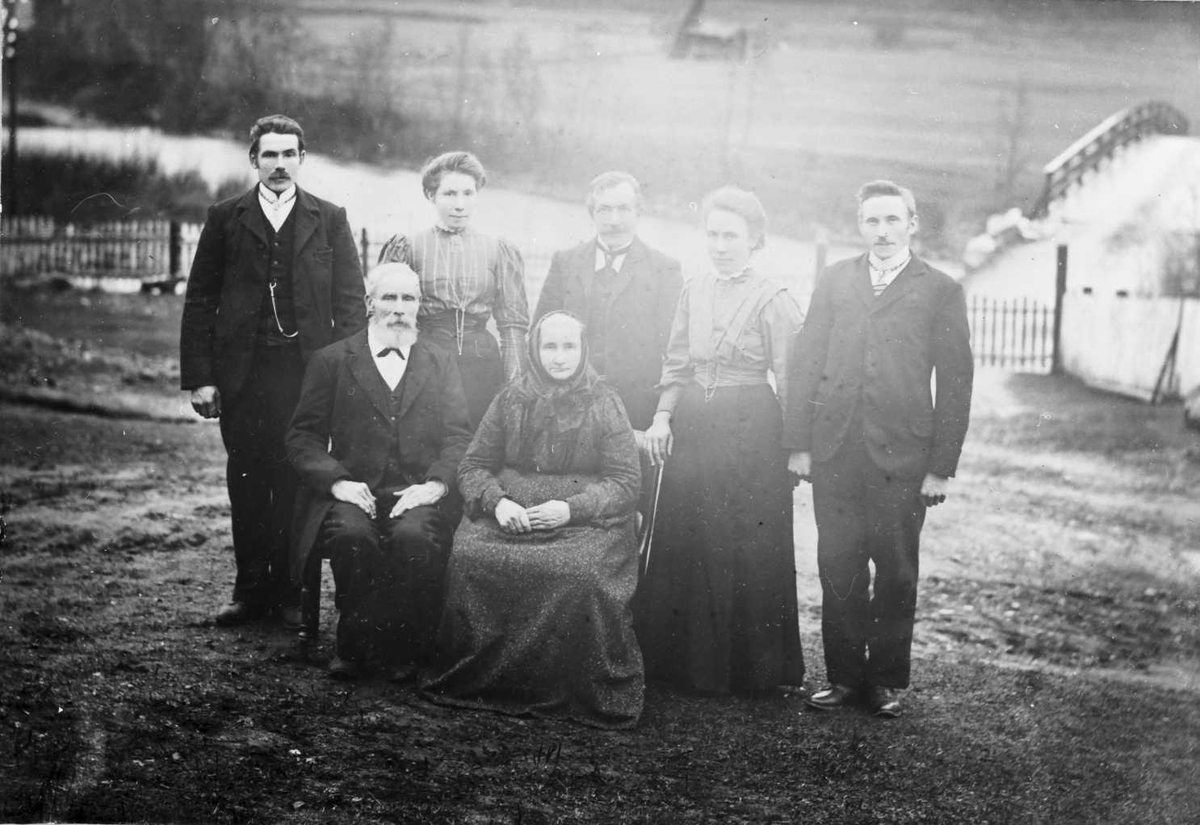 Rachel Haarseth, Familiebilde Broen-Berge