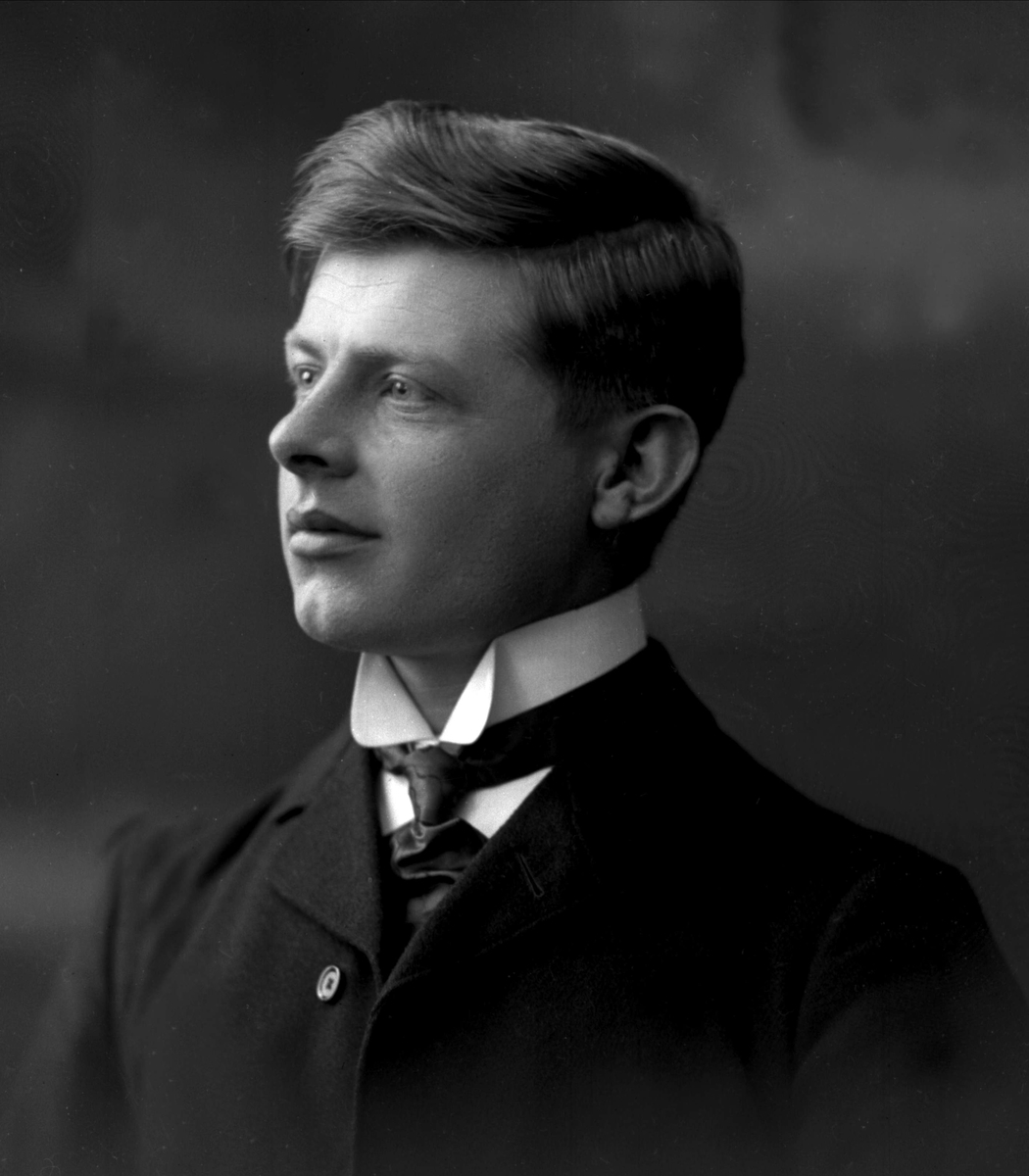 Gustav Borgen, NFB.04898