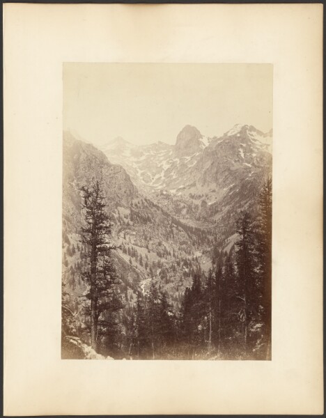 Unknown, [Mountains and valley]