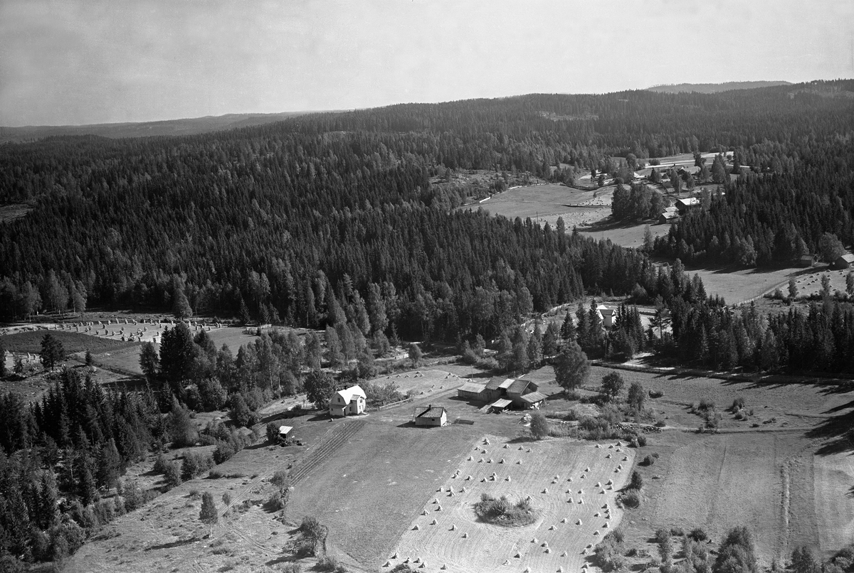 Widerøes Flyveselskap A/S, FLYFOTO BOTN, ÅSVANG
