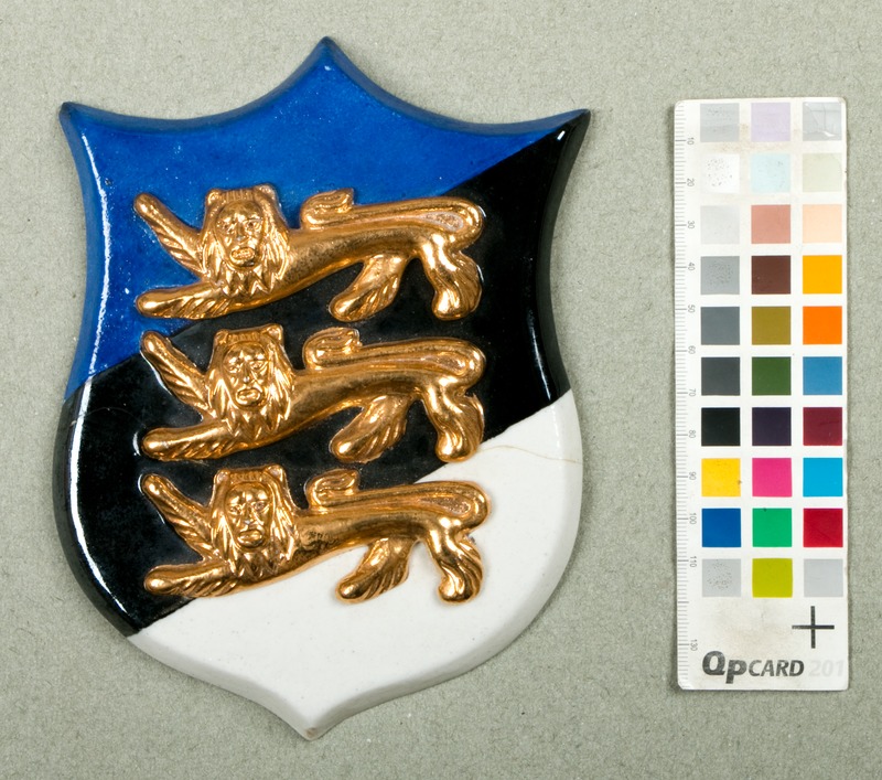 Unknown artist, Keraamiline seinaplaat Eesti vapp