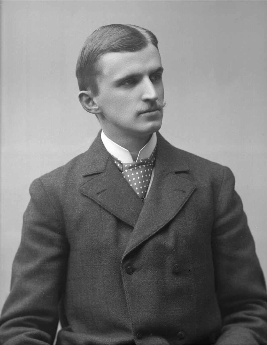Gustav Borgen, Portrett, konservator Hans Jacob Aall.