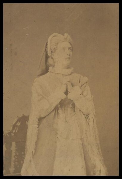 London Stereoscopic and Photographic Company, Guy Little Theatrical Photograph