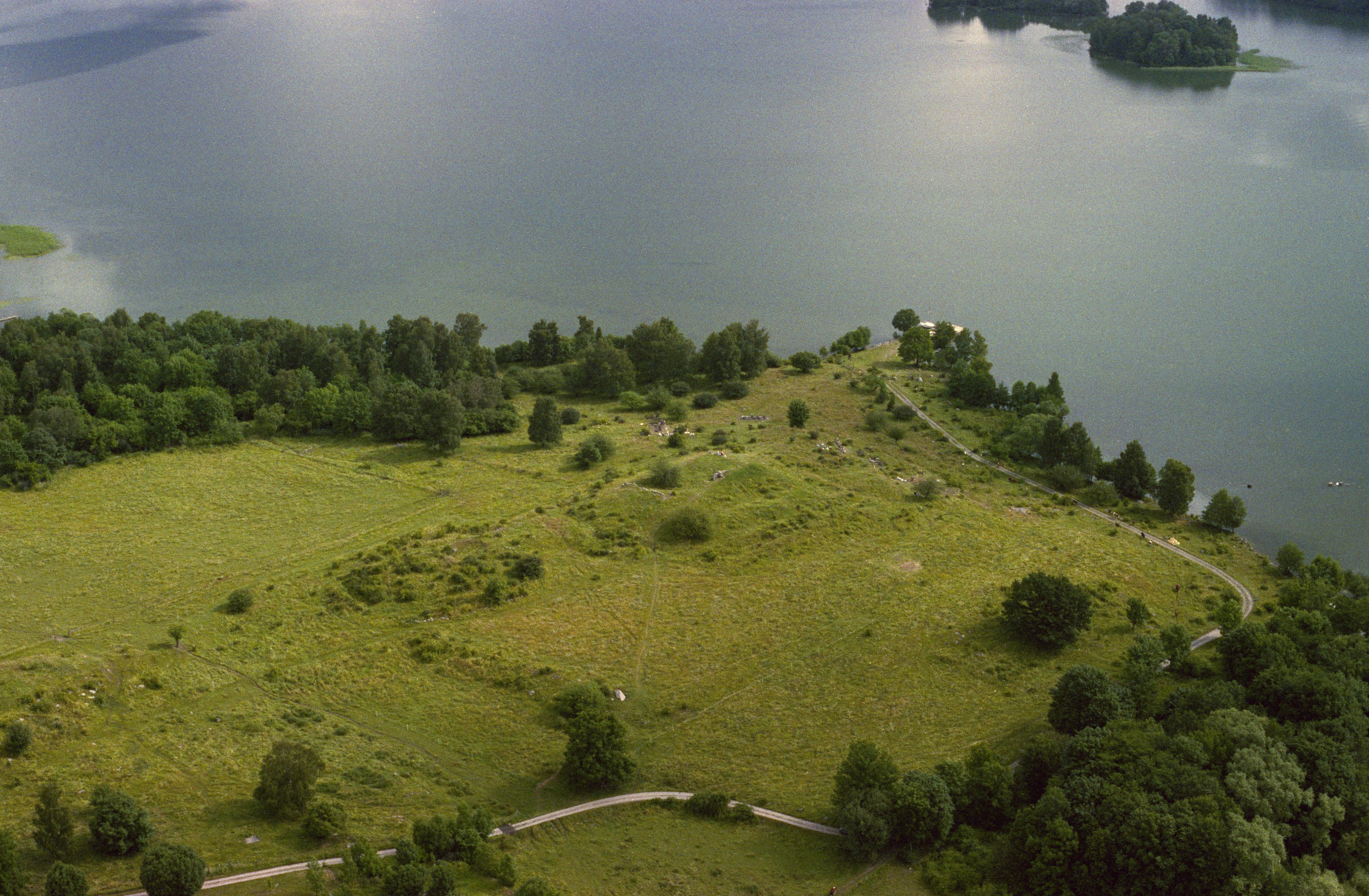 Jan Norrman, Adelsö 47:1