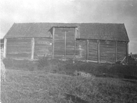 Anno Domkirkeodden, EKSTERIØR: GAMMEL TØMMERLÅVE, HAFSAL