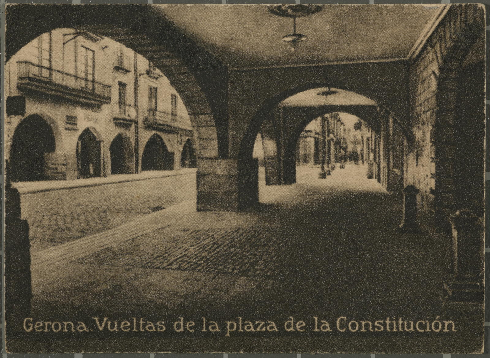 Desconegut, Gerona. Vueltas de la Plaza Constitución