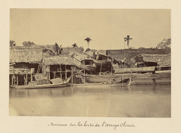 John Thomson, [Houses along the banks of the Chinese River]