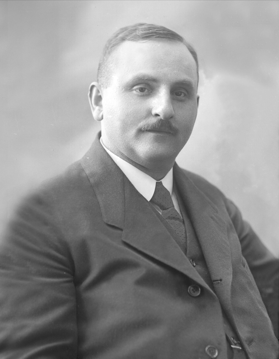 Gustav Borgen, NFB.30371