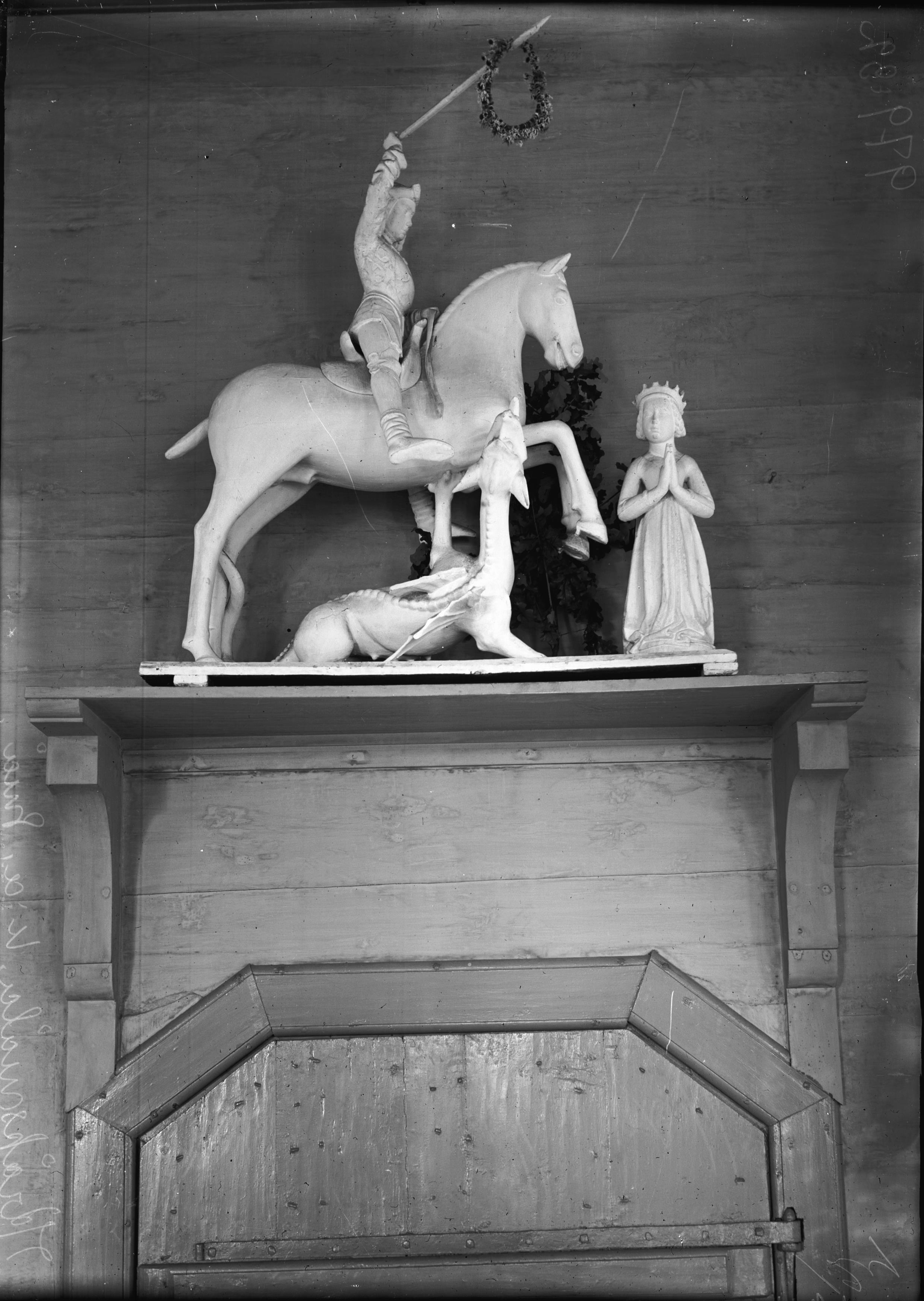 Manne Hofrén, Kråksmåla kyrka