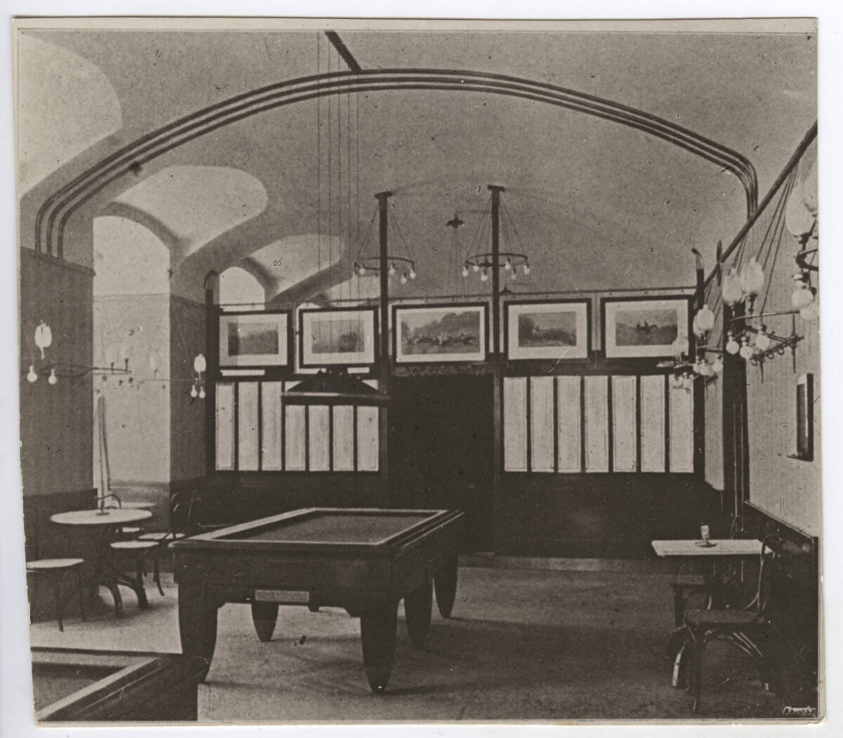Anonym, Café Museum, Wien I., Operngasse 7/Friedrichstraße 6, Innenansicht (Billardsaal, Repro aus "Dekorative Kunst")