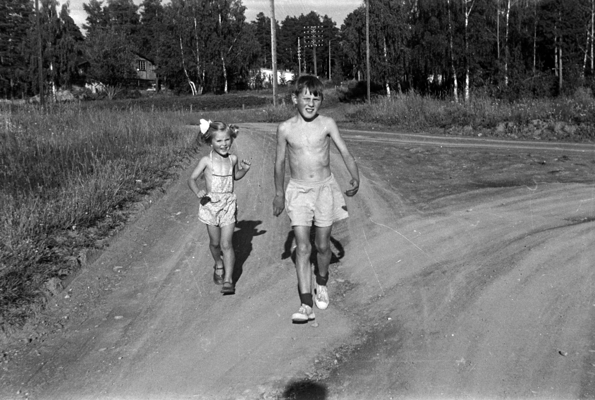 Adolf Skjegstad, Asbjørg og Annar Skjegstad.