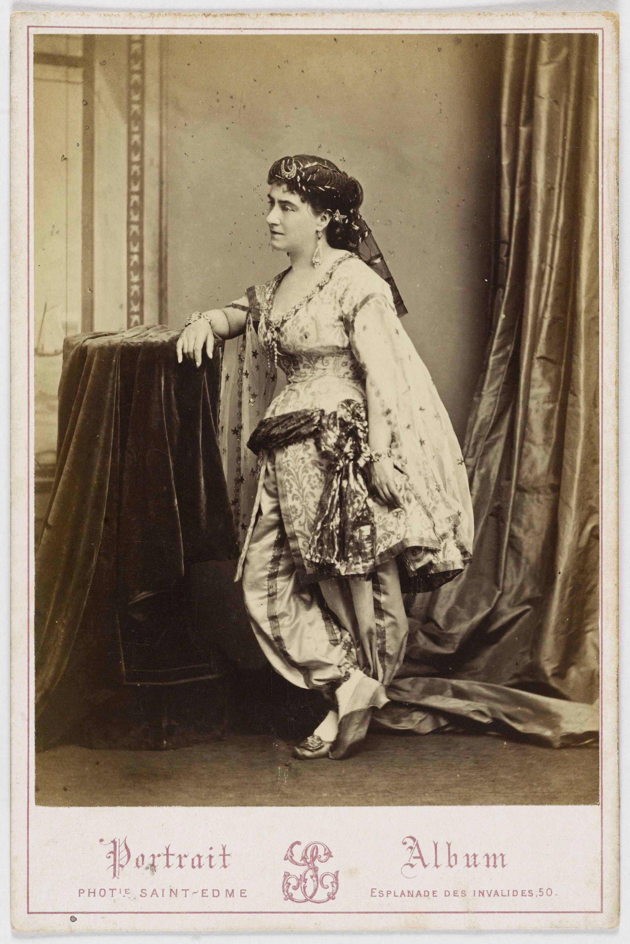 Saint-Edme, Portrait d'Oberthal, actrice