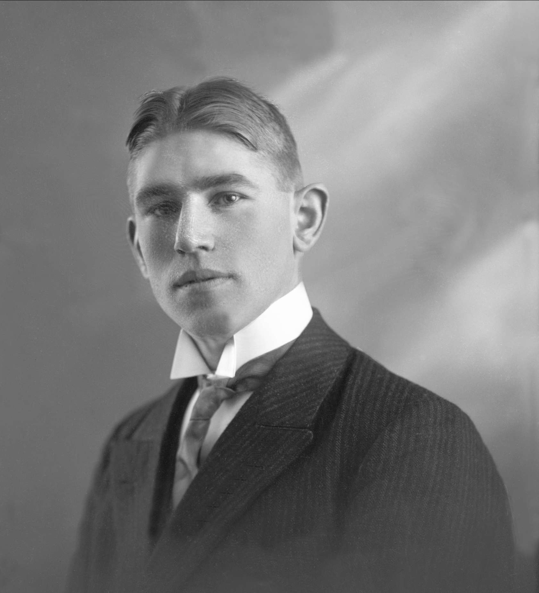 Gustav Borgen, NFB.47494