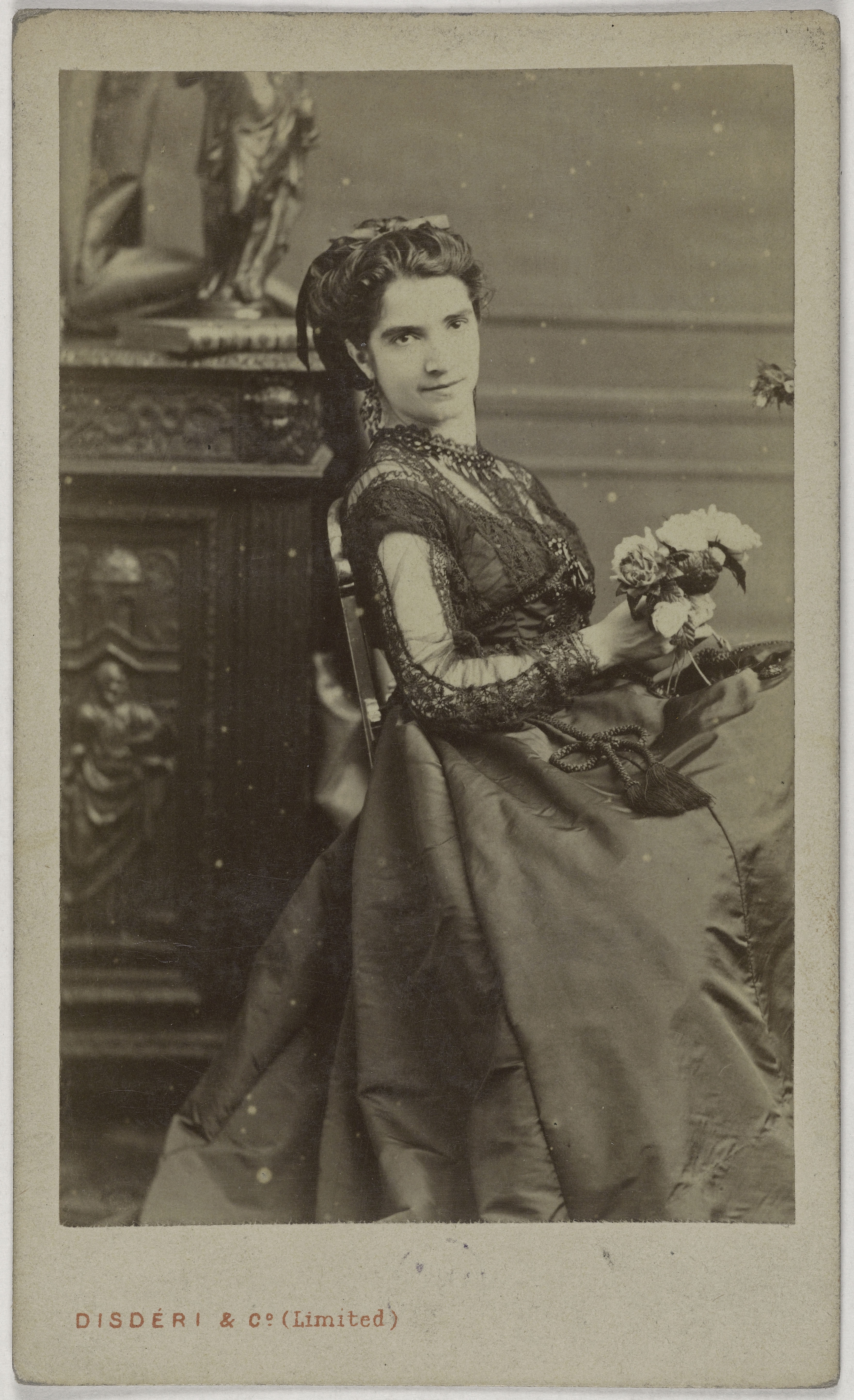 Disderi & Cie, Portrait de Julie Clémence Marie Dambricourt (actrice au théâtre de l'Odéon et du Gymnase)