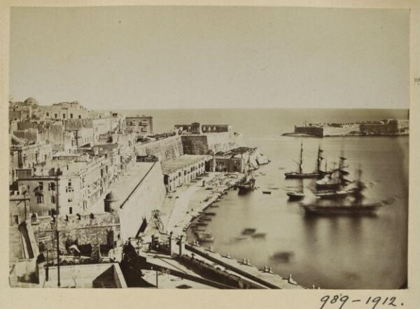 Unknown, Photograph