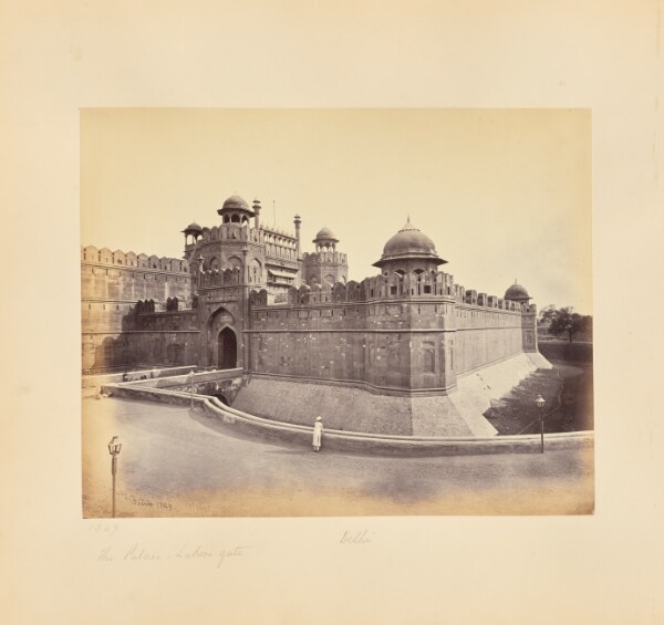 Samuel Bourne, Delhi; The Palace, Lahore Gate