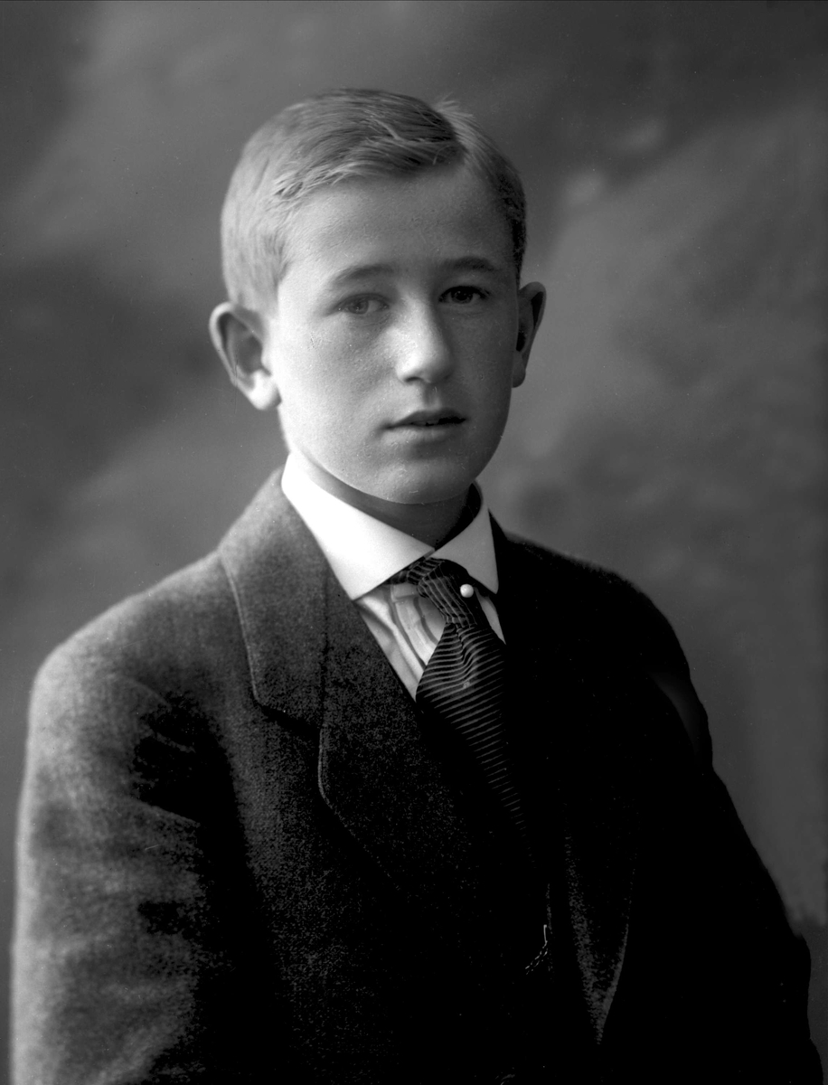 Gustav Borgen, NFB.41117