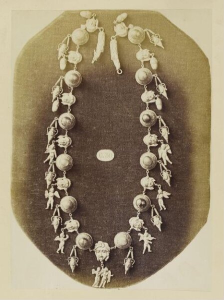Franck, Photograph