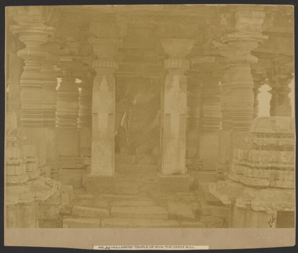 Capt. Linnaeus Tripe, Hullabede - Temple of Siva, The Great Bull [from the West]