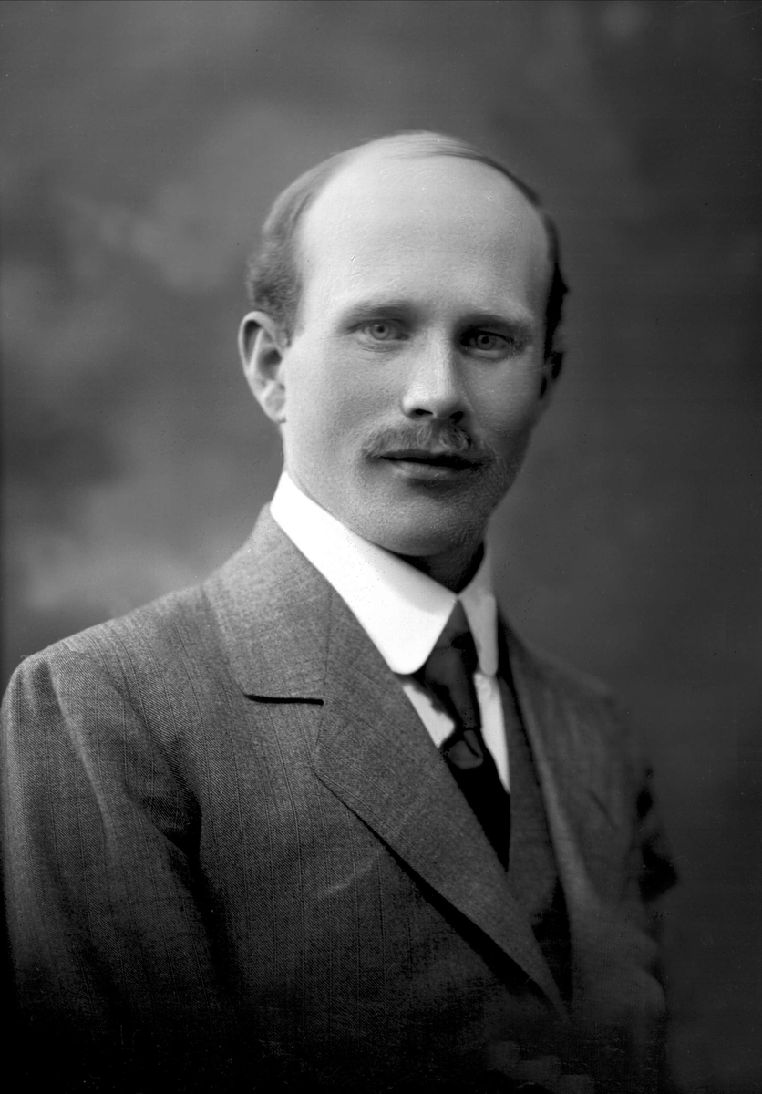 Gustav Borgen, NFB.37190