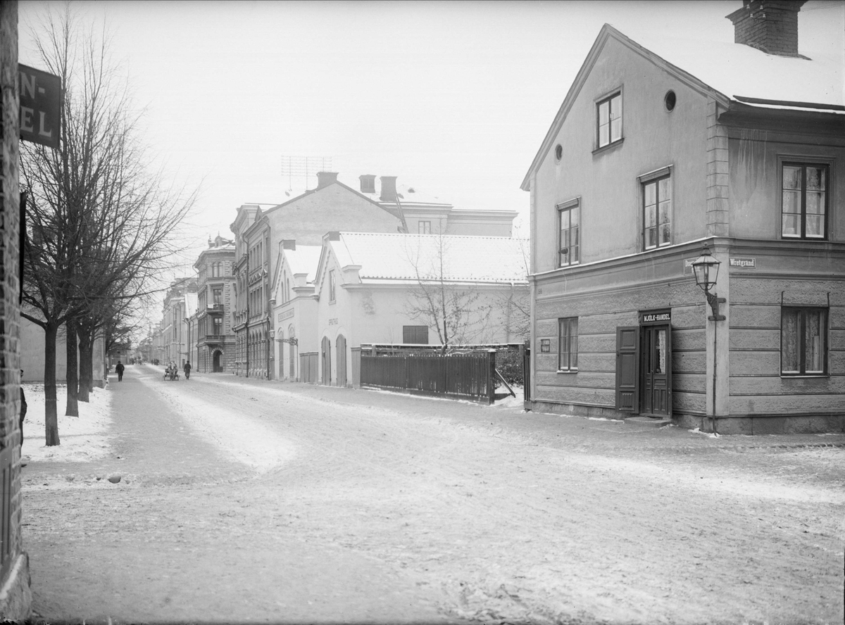 Alfred Dahlgren, Dragarbrunn Street at the Crossing of VretDragd, Dragarbrunn, Uppsala 1901 - 1902