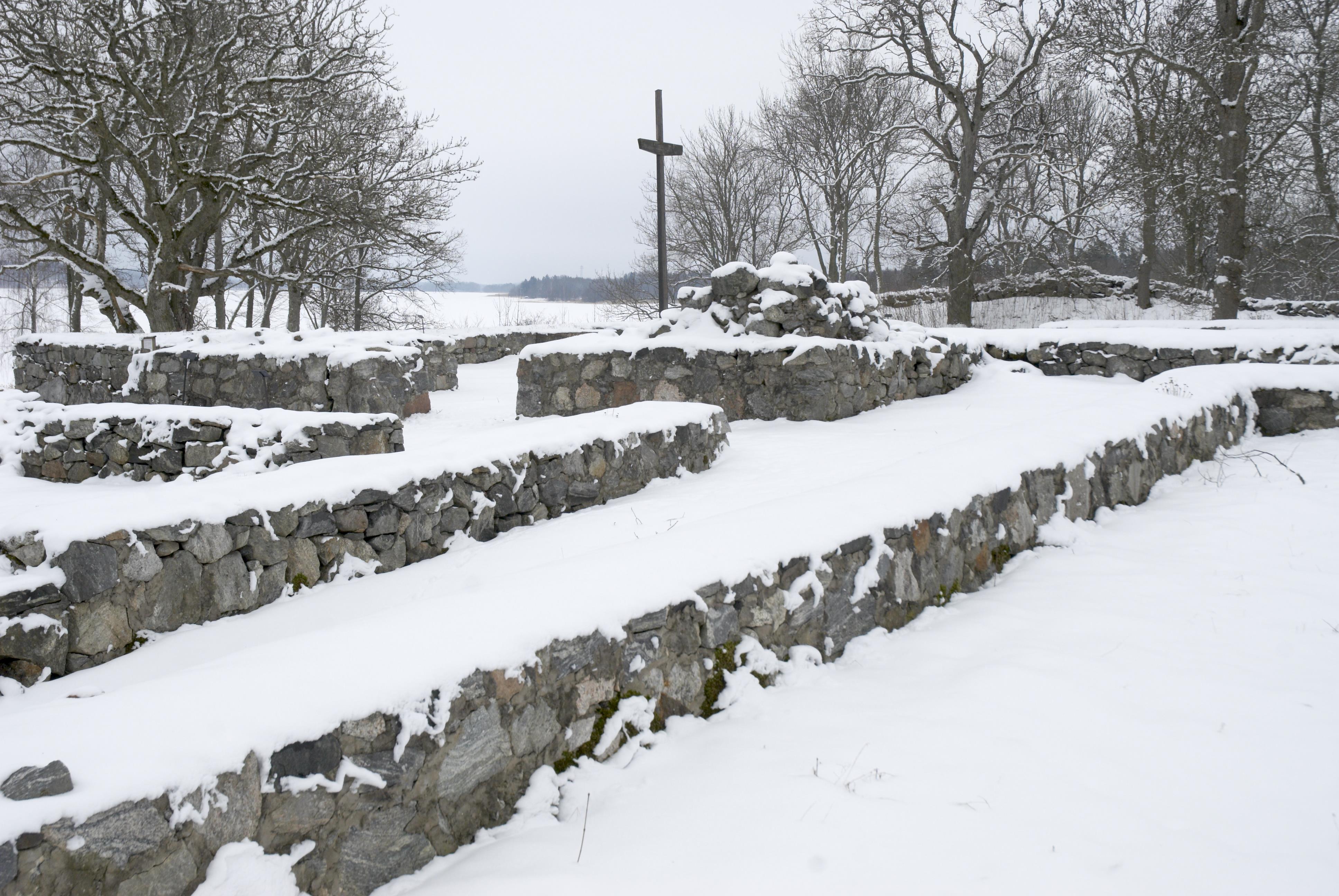 Bengt A Lundberg, Vårfruberga klosterruin