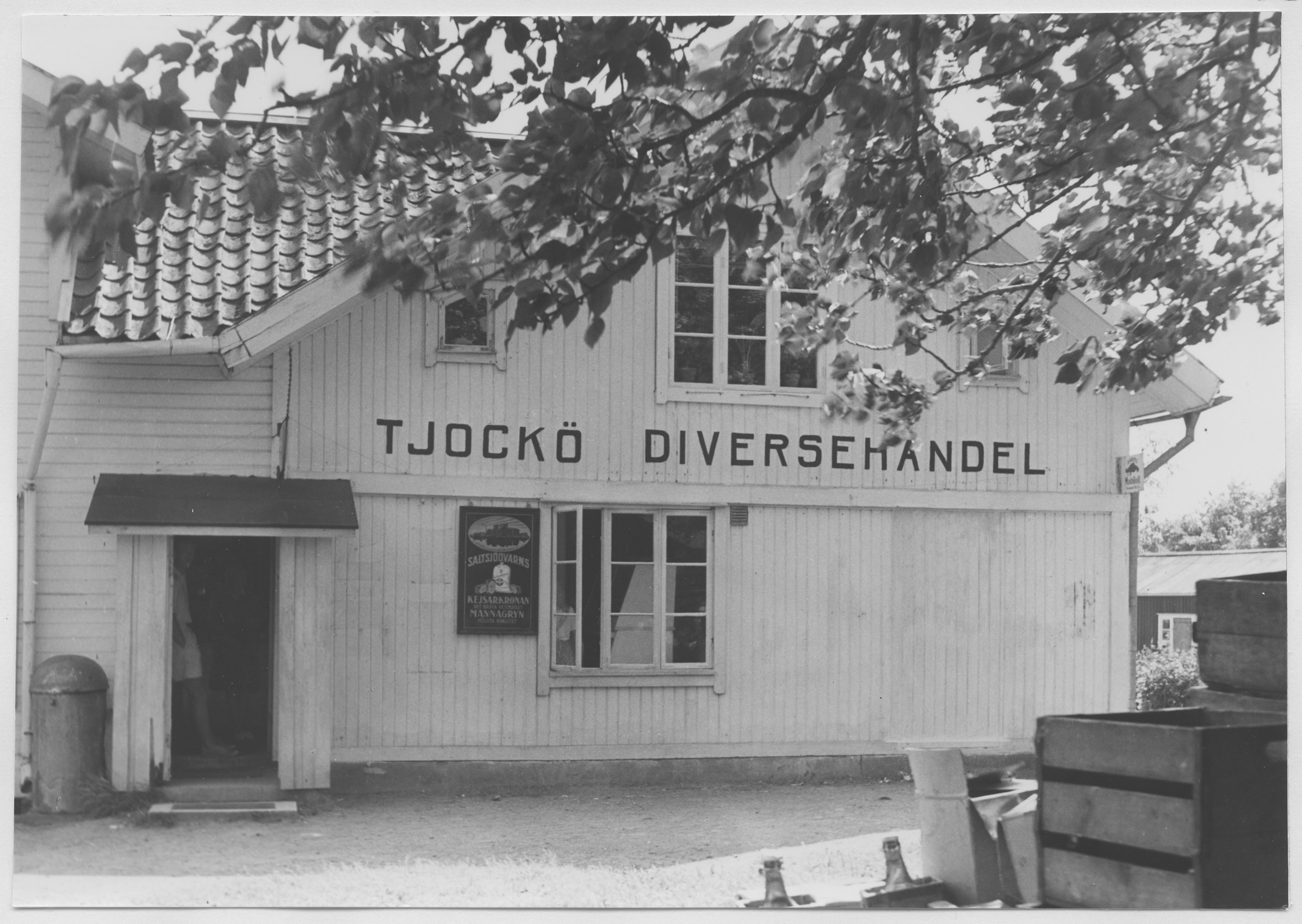 Mårten Sjöbeck, Tjockö diversehandel