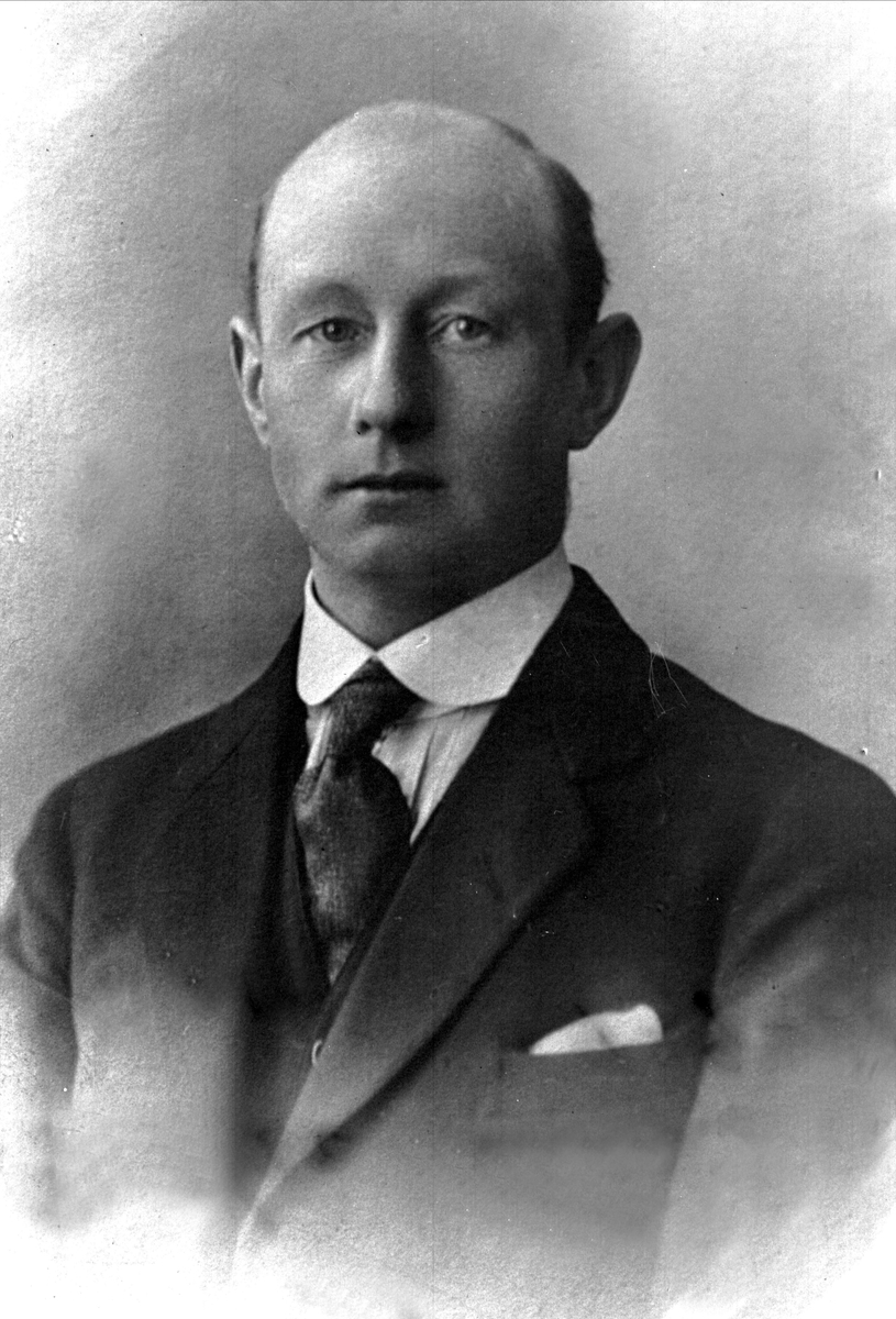 Gustav Borgen, NFB.02537