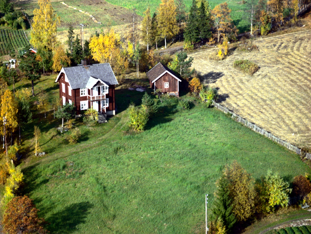 Widerøes Flyveselskap A/S, FLYFOTO RØSHOLEN 362-15, ÅSVANG