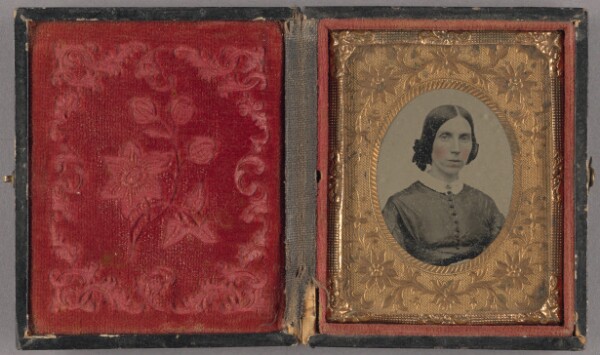 Unknown, [Portrait of Julia A. Nash]