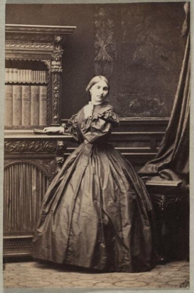 Unknown, Carte-de-visite photographs (480). Four photographs  are dry-mounted to each sheet (120).
