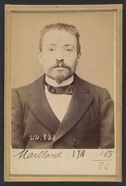 Alphonse Bertillon, Maillard. Louis. 30 ans, né à Rennes (Ille & Vilaine). Employé de commerce. Anarchiste. 27/2/94.