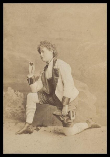 London Stereoscopic and Photographic Company, Guy Little Theatrical Photograph