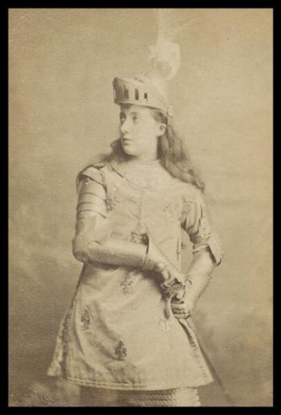 London Stereoscopic and Photographic Company, Guy Little Theatrical Photograph