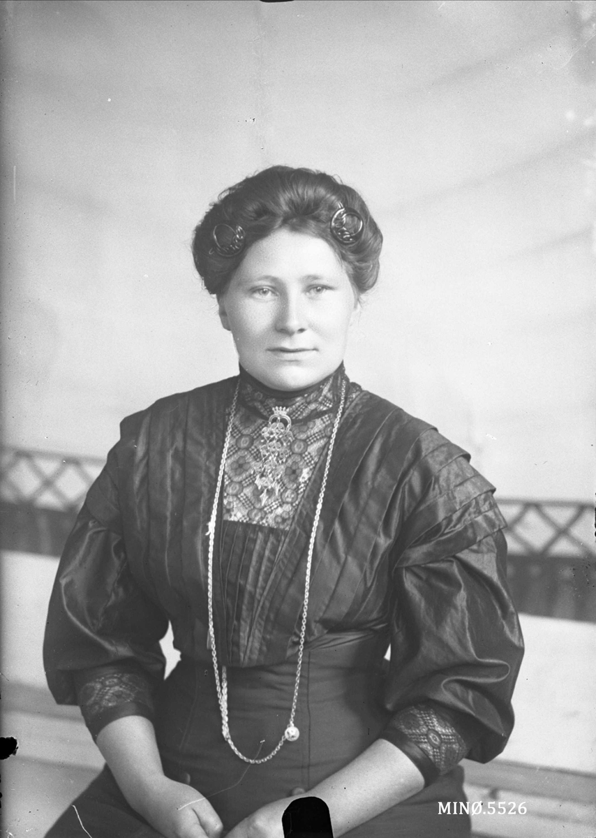 Oscar Holte, portrett, person, klær,