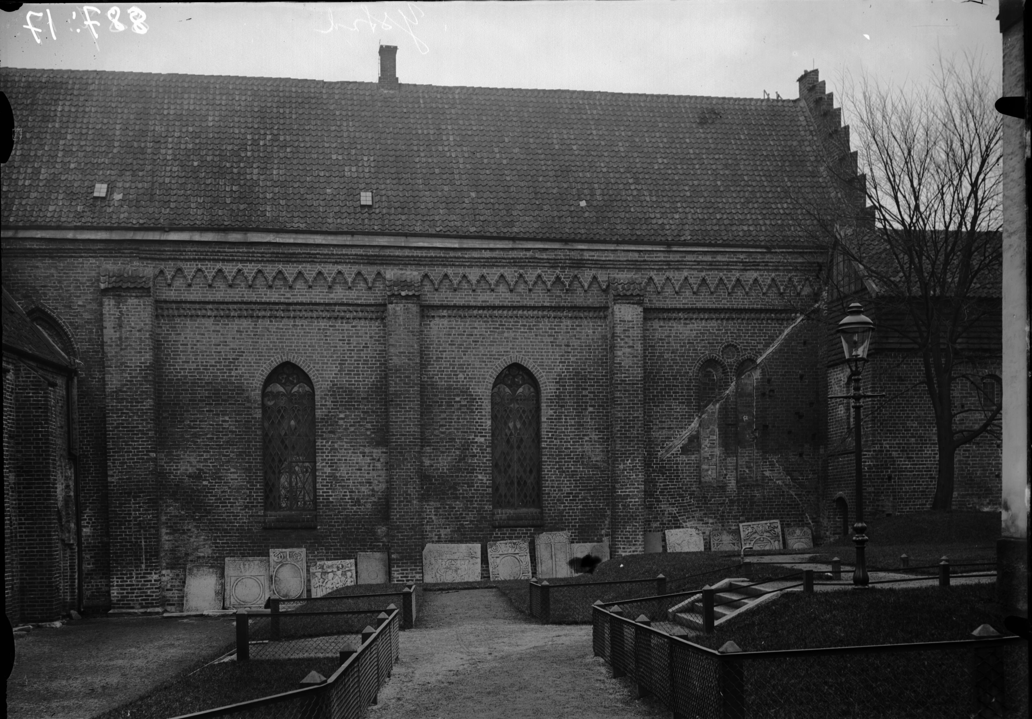Anders Roland, Sankt Petri kyrka (klosterkyrkan)