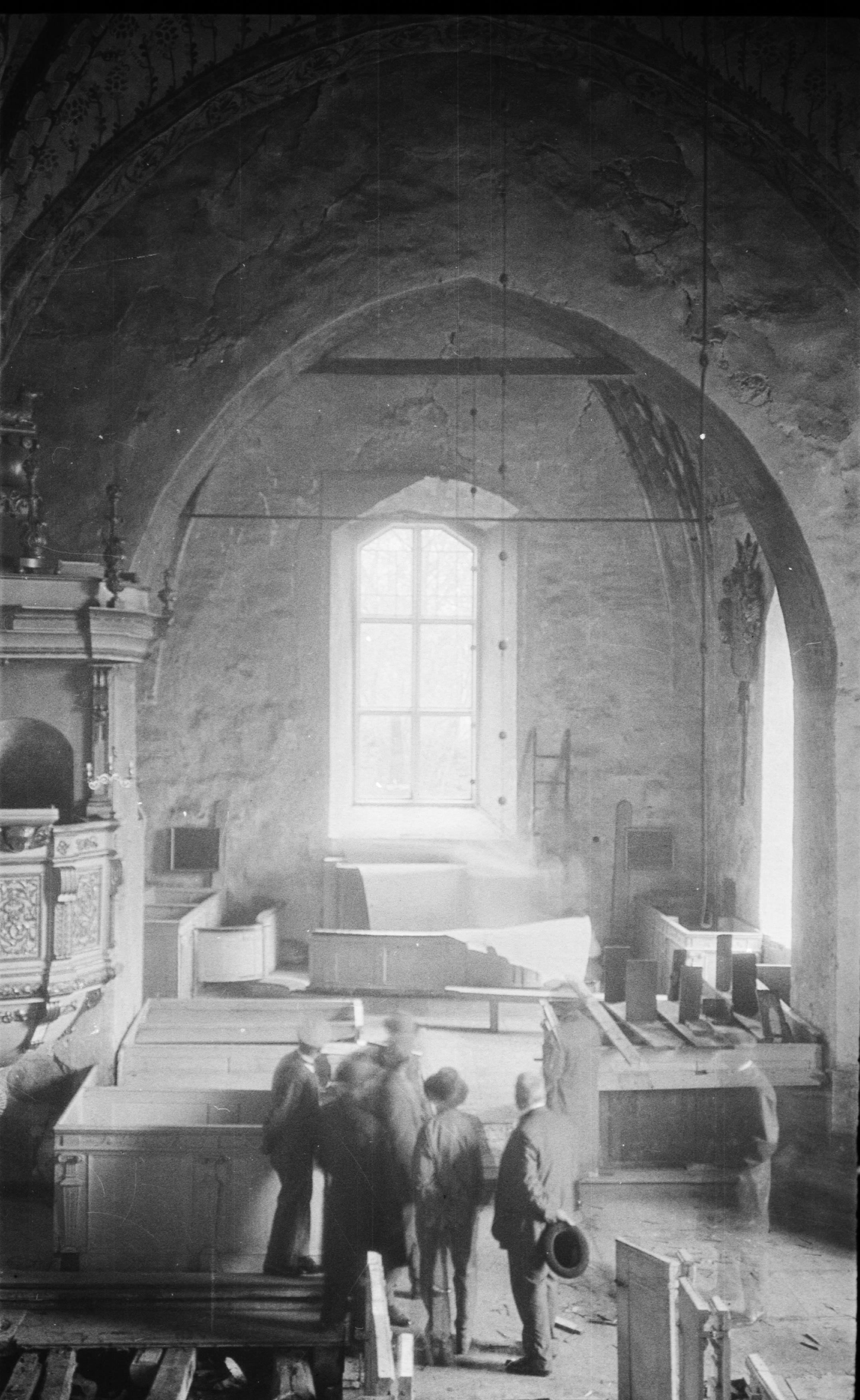 Erik Fant, Roslags-Bro kyrka