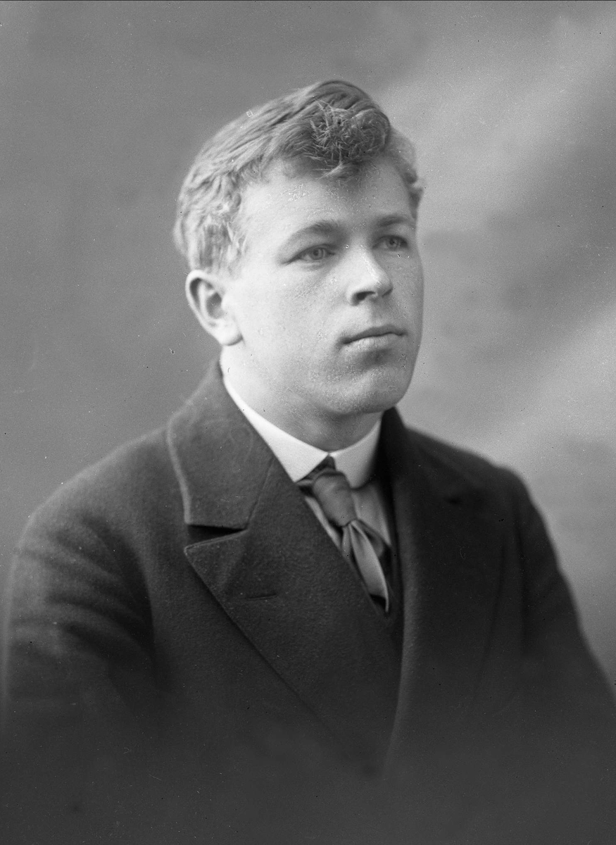 Gustav Borgen, NFB.46586