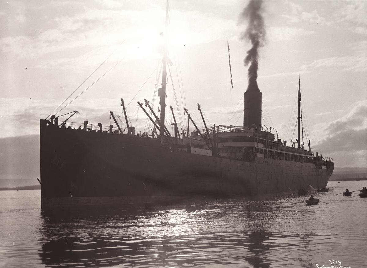 Anders Beer Wilse, Prot: United States Avgang ude paa fjorden Stemning 4/5 1905