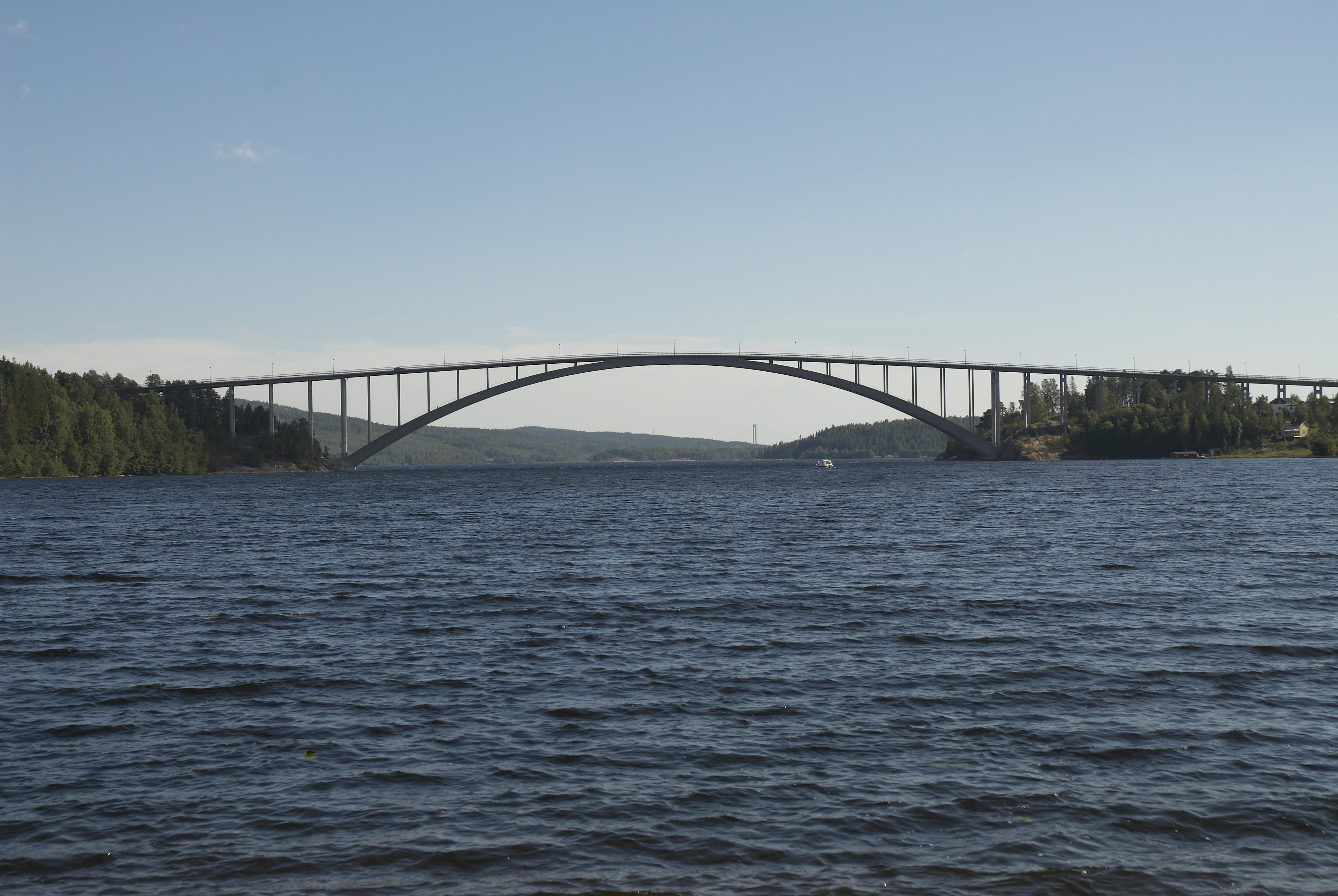 Bengt A Lundberg, Sandöbron