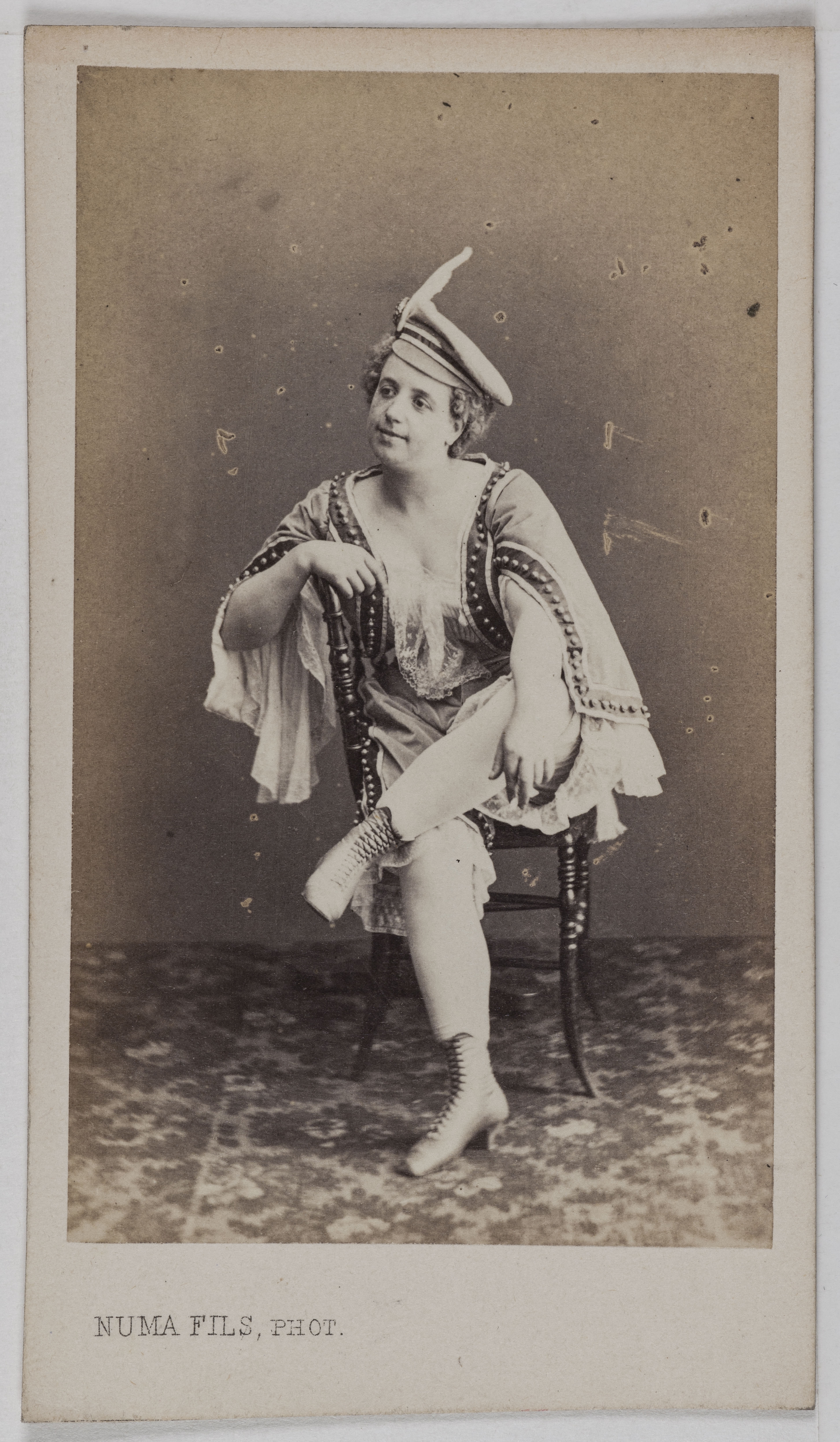 Numa Fils, Portrait de Lovely, (Mme Désirée Larue, dite), (1837-), (actrice)