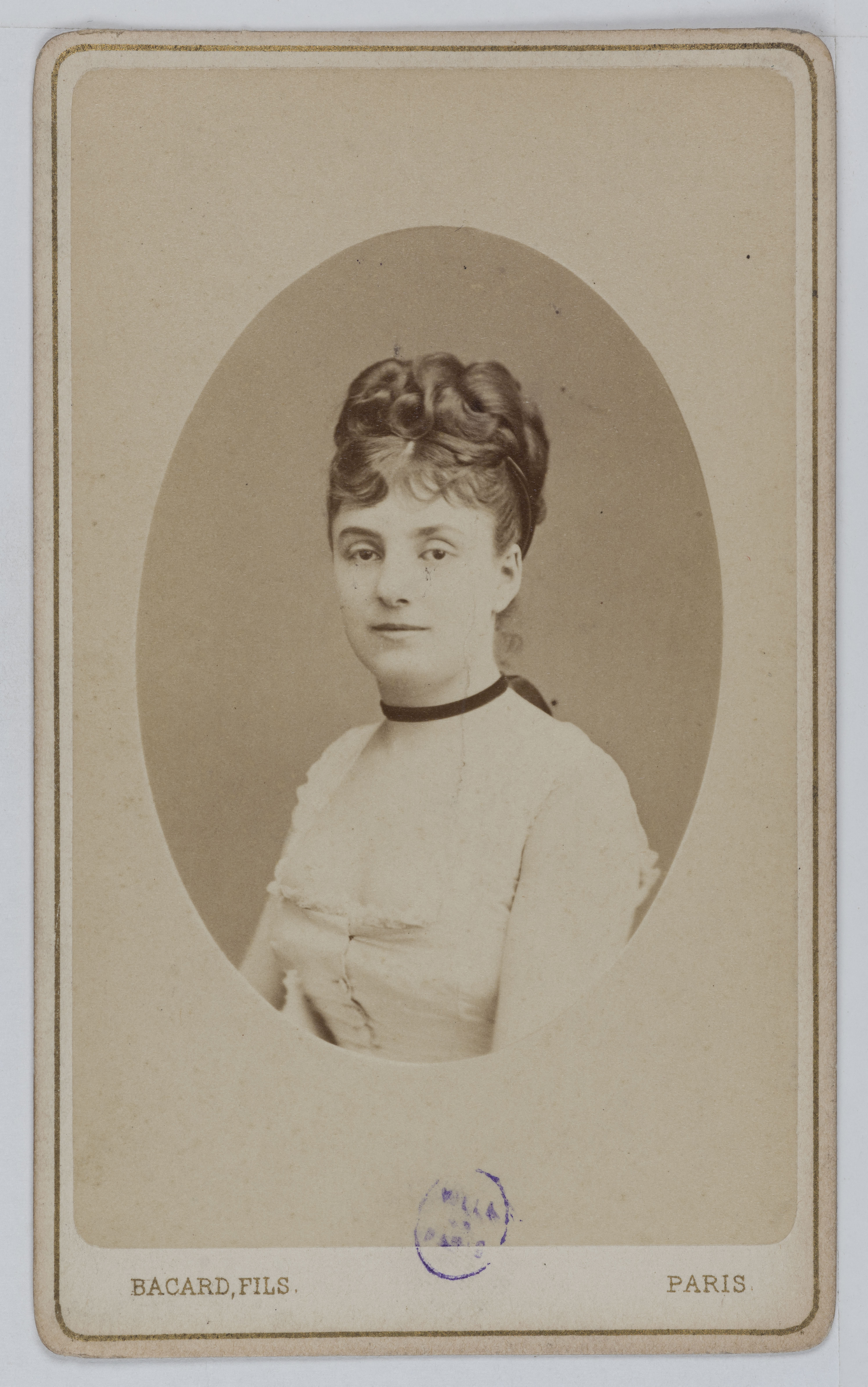 Bacard Fils, Portrait d'Augustine-Alexandrine Toulet (1849-1931), dite Alice Regnault, actrice de théâtre entre 1869 et 1880.